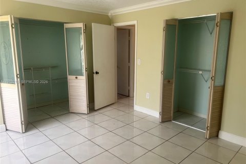 Casa en alquiler en Hialeah, Florida, 2 dormitorios, 96.99 m2 № 2008575 - foto 23