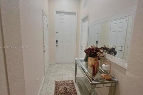 Villa ou maison à louer à Homestead, Floride: 1 chambre, 152.17 m2 № 1954816 - photo 3