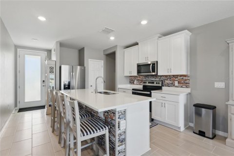 Casa en venta en Kissimmee, Florida, 3 dormitorios, 119.66 m2 № 1612876 - foto 5