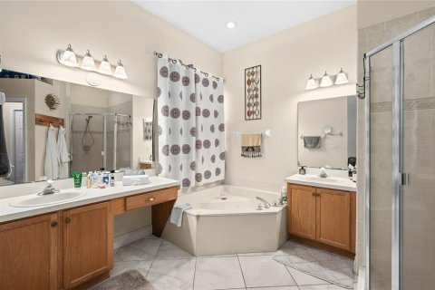 Villa ou maison à vendre à Apopka, Floride: 4 chambres, 216 m2 № 2149115 - photo 17