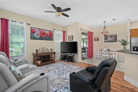 Villa ou maison à vendre à Apopka, Floride: 4 chambres, 216 m2 № 2149115 - photo 28