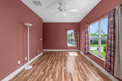 Villa ou maison à vendre à Apopka, Floride: 4 chambres, 216 m2 № 2149115 - photo 29