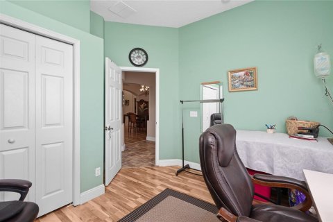 Villa ou maison à vendre à Apopka, Floride: 4 chambres, 216 m2 № 2149115 - photo 8