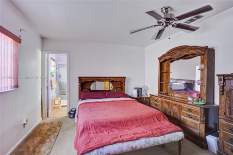 Купить коммерческую недвижимость в Корал-Спрингс, Флорида 367.52м2, № 1956056 - фото 15