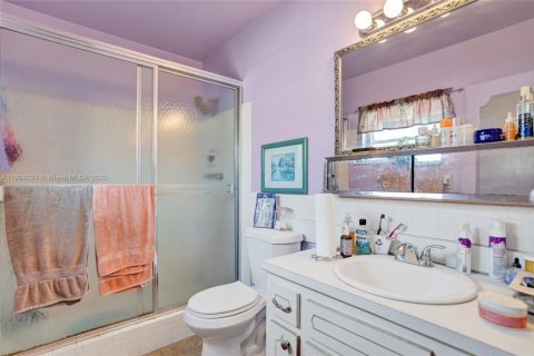 Купить коммерческую недвижимость в Корал-Спрингс, Флорида 367.52м2, № 1956056 - фото 17