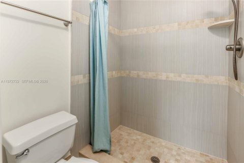 Купить таунхаус в Холливуд, Флорида 2 спальни, 130.43м2, № 2032850 - фото 30