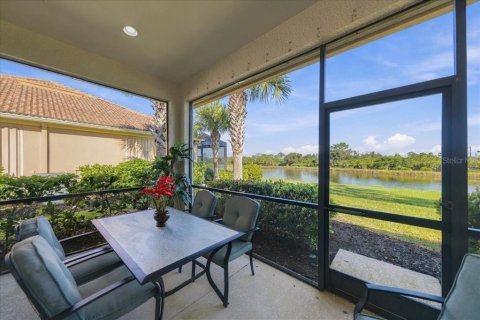 Villa ou maison à vendre à Port Charlotte, Floride: 2 chambres, 146.51 m2 № 2419736 - photo 22