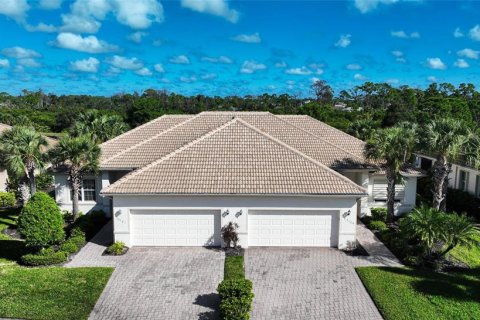 Villa ou maison à Port Charlotte, Floride 2 chambres, 146.51 m2 № 2419736