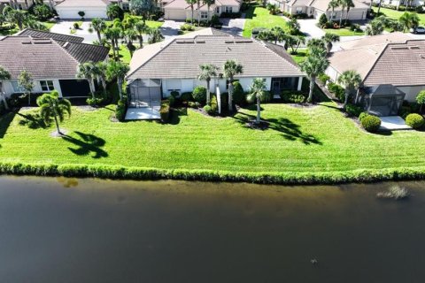 Villa ou maison à vendre à Port Charlotte, Floride: 2 chambres, 146.51 m2 № 2419736 - photo 29