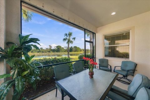 Villa ou maison à vendre à Port Charlotte, Floride: 2 chambres, 146.51 m2 № 2419736 - photo 24