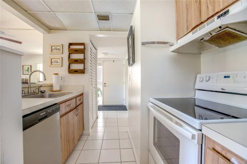 Купить кондоминиум в Делтона, Флорида 7 комнат, 83.33м2, № 1609630 - фото 10