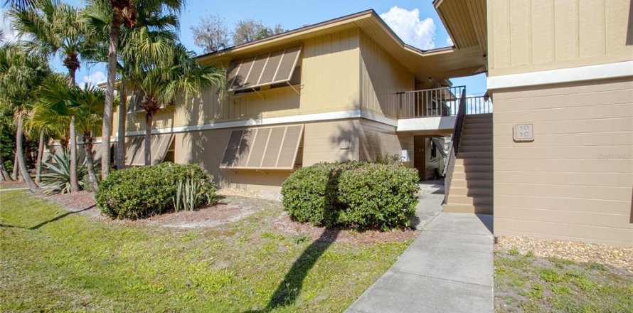 Condominio en Deltona, Florida, 2 dormitorios № 1609630
