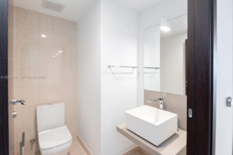 Condominio en venta en Miami, Florida, 1 dormitorio, 77.02 m2 № 2168619 - foto 27