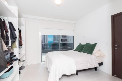 Condominio en venta en Miami, Florida, 1 dormitorio, 77.02 m2 № 2168619 - foto 13