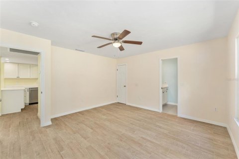 Casa en venta en Gainesville, Florida, 3 dormitorios, 140.38 m2 № 2157419 - foto 22