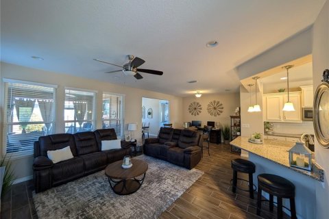 Villa ou maison à vendre à Ocala, Floride: 2 chambres, 154.78 m2 № 2122573 - photo 4
