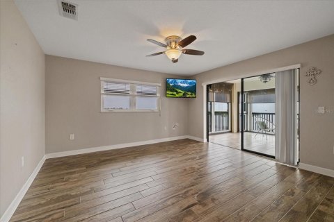 Copropriété à vendre à Port Richey, Floride: 2 chambres, 129.97 m2 № 2408902 - photo 21