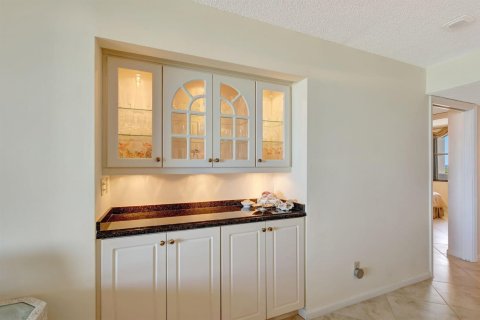Copropriété à vendre à Hutchinson Island South, Floride: 2 chambres, 116.22 m2 № 2181963 - photo 25