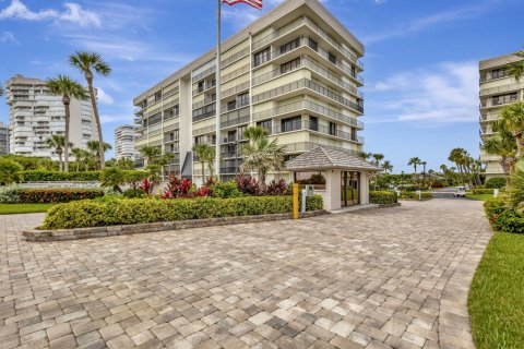 Copropriété à vendre à Hutchinson Island South, Floride: 2 chambres, 116.22 m2 № 2181963 - photo 5