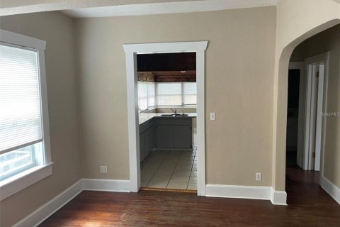 Casa en alquiler en Saint Petersburg, Florida, 2 dormitorios, 80.27 m2 № 2156537 - foto 2
