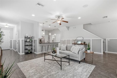 Touwnhouse à vendre à Tampa, Floride: 3 chambres, 188.96 m2 № 2298471 - photo 9