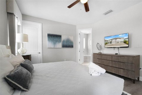 House in Kissimmee, Florida 11 bedrooms, 510.59 sq.m. № 1593371 - photo 26