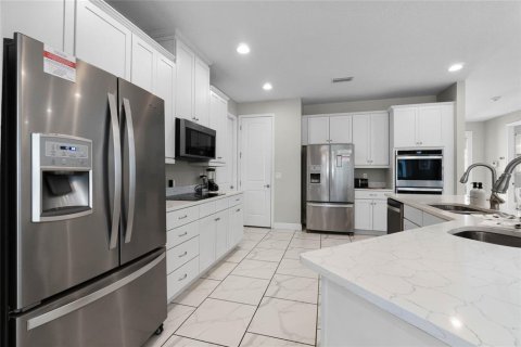 House in Kissimmee, Florida 11 bedrooms, 510.59 sq.m. № 1593371 - photo 7