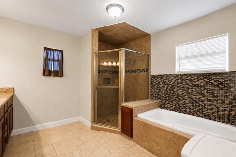 Villa ou maison à vendre à Lakeland, Floride: 5 chambres, 314.94 m2 № 2296506 - photo 15