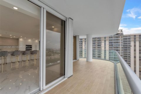 Купить кондоминиум в Авентура, Флорида 3 спальни, 175.31м2, № 2053421 - фото 10