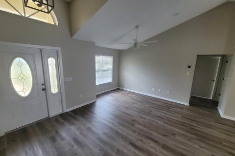 Снять в аренду виллу или дом в Венеция, Флорида 3 спальни, 143.53м2, № 1905097 - фото 2