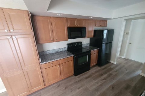 Снять в аренду виллу или дом в Венеция, Флорида 3 спальни, 143.53м2, № 1905097 - фото 7