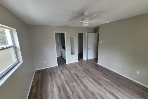 Снять в аренду виллу или дом в Венеция, Флорида 3 спальни, 143.53м2, № 1905097 - фото 16