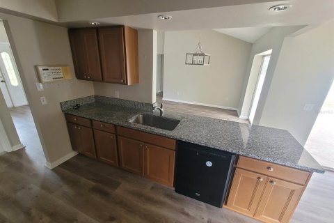 Снять в аренду виллу или дом в Венеция, Флорида 3 спальни, 143.53м2, № 1905097 - фото 8