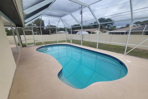 Снять в аренду виллу или дом в Венеция, Флорида 3 спальни, 143.53м2, № 1905097 - фото 24