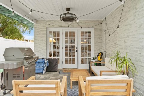 House in Tampa, Florida 3 bedrooms, 164.44 sq.m. № 2230189 - photo 26