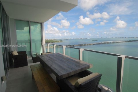 Apartment in Miami, Florida 2 bedrooms, 105.63 sq.m. № 1994299 - photo 9