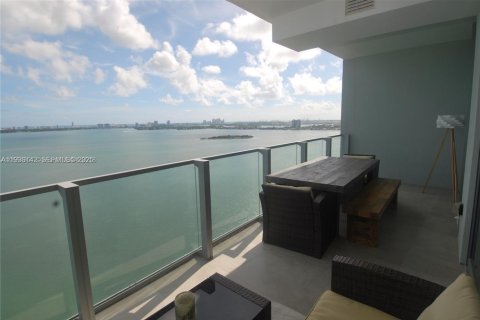Apartment in Miami, Florida 2 bedrooms, 105.63 sq.m. № 1994299 - photo 10