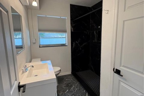 Villa ou maison à louer à Tampa, Floride: 3 chambres, 129.88 m2 № 2122384 - photo 4