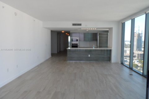 Condominio en alquiler en Miami, Florida, 2 dormitorios, 121.79 m2 № 2009547 - foto 30