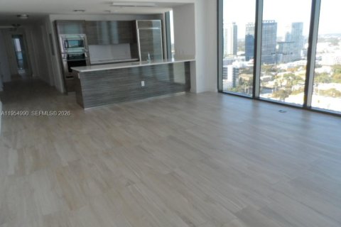 Condominio en alquiler en Miami, Florida, 2 dormitorios, 121.79 m2 № 2009547 - foto 13