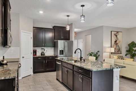 Villa ou maison à louer à Bradenton, Floride: 4 chambres, 189.99 m2 № 2151332 - photo 16