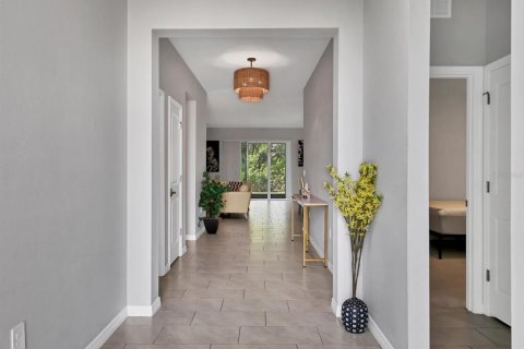Villa ou maison à louer à Bradenton, Floride: 4 chambres, 189.99 m2 № 2151332 - photo 5