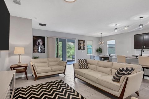 Villa ou maison à louer à Bradenton, Floride: 4 chambres, 189.99 m2 № 2151332 - photo 10