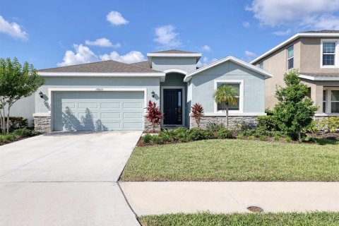 Villa ou maison à Bradenton, Floride 4 chambres, 189.99 m2 № 2151332