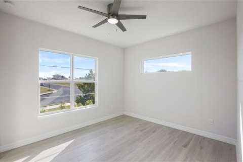 House in Lake Alfred, Florida 4 bedrooms, 246.75 sq.m. № 2231741 - photo 28