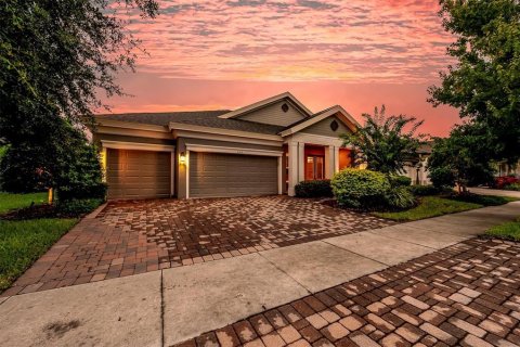House in Apollo Beach, Florida 4 bedrooms, 285.67 sq.m. № 1621083 - photo 1