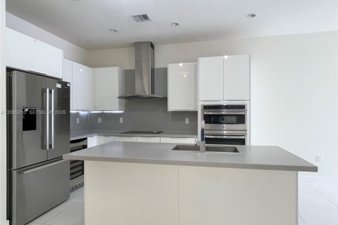Copropriété à louer à Doral, Floride: 3 chambres, 126.35 m2 № 2384836 - photo 11