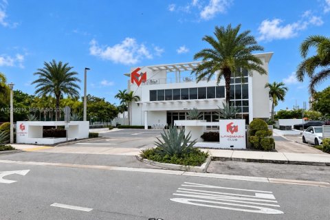 Copropriété à louer à Doral, Floride: 3 chambres, 126.35 m2 № 2384836 - photo 2