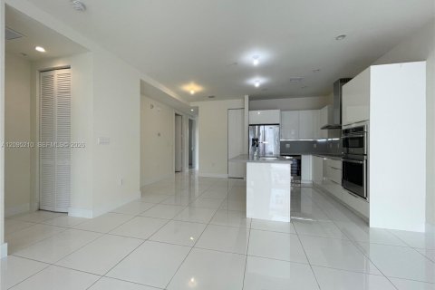 Copropriété à louer à Doral, Floride: 3 chambres, 126.35 m2 № 2384836 - photo 7