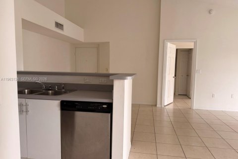 Copropriété à louer à Pembroke Pines, Floride: 3 chambres, 98.29 m2 № 2025161 - photo 10